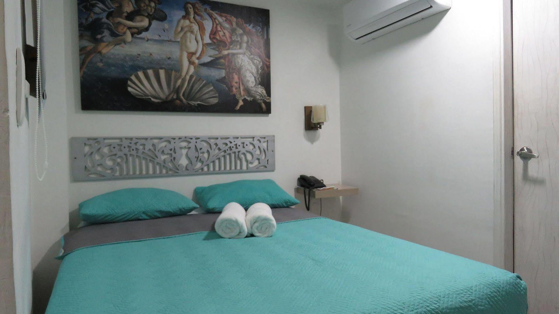 Casa Noir Hotel 2*