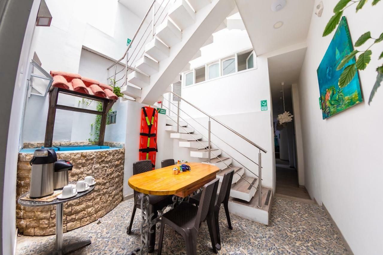 Casa Noir