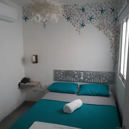 Casa Noir Hotel 2*