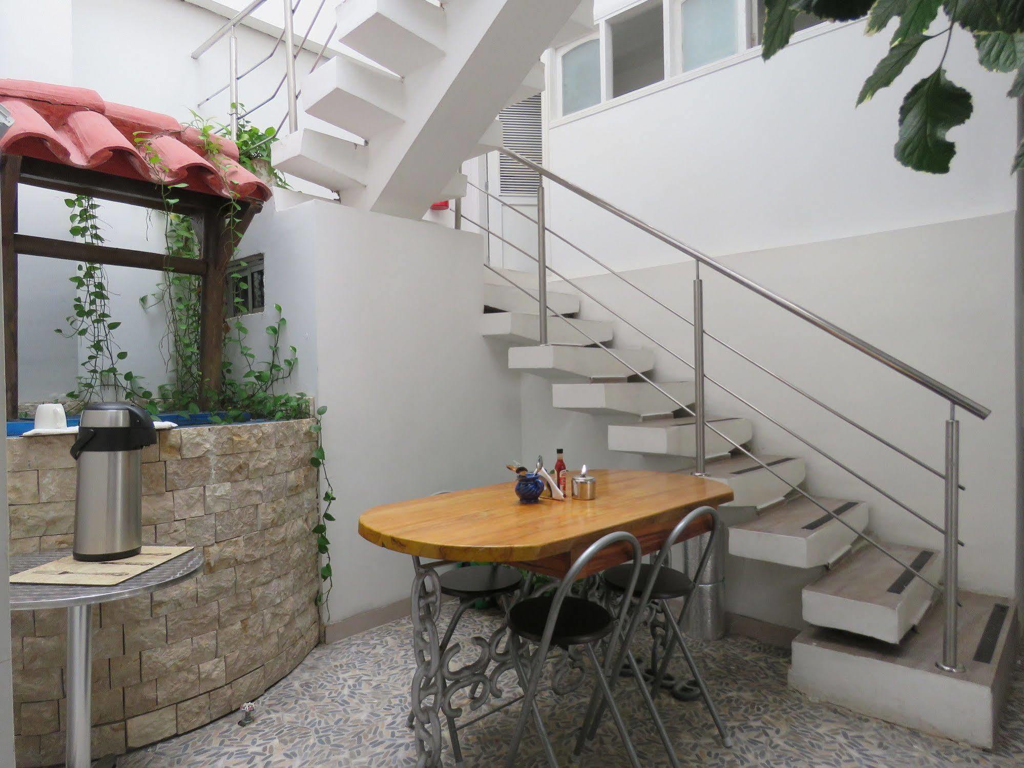 Hotel Casa Noir